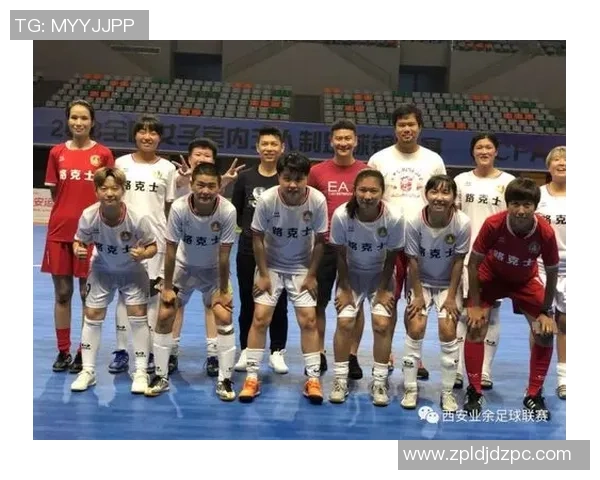 成都足球队荣登足球团队协作排行榜第九名展现团队精神与实力